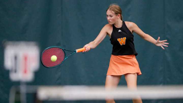 Check out photos from WIAA D1 girls tennis sectional in Ashwaubenon