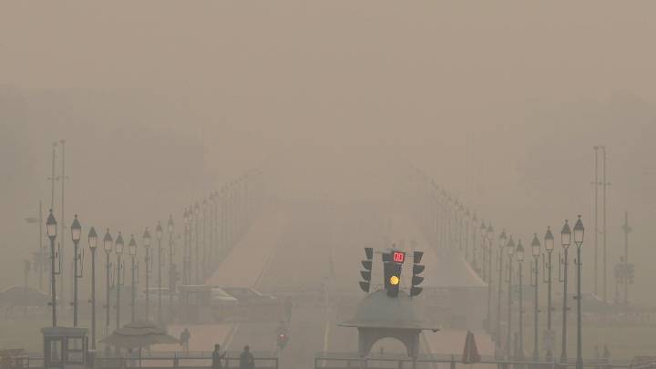 Morning after Diwali was cleaner, felt many. But why did AQI data differ?