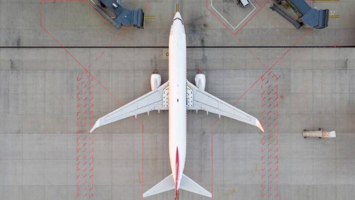 Thousands of Overworked Air Traffic Controllers Are Now Doing Their Job With No Paycheck in Sight