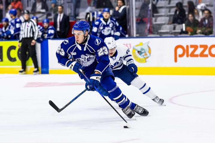Syracuse Crunch slip past Toronto on the road