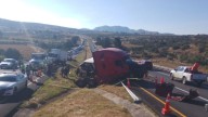 Accidente Autopista México–Guadalajara Deja 7 Muertos; Tráiler Impactó el Taxi de las Víctimas
