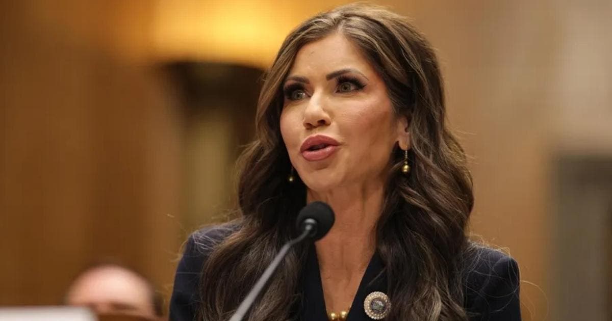 Ofrecen cárteles recompensas para atacar a agentes de ICE: Kristi Noem