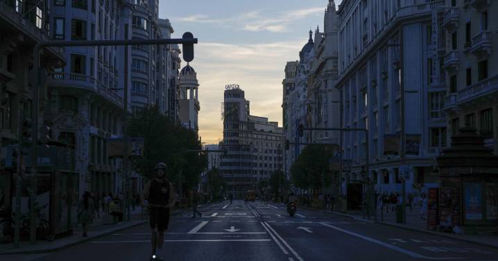 El Gobierno cuestionó a Red Eléctrica por problemas en la red días antes del apagón y ésta descartó un riesgo inminente