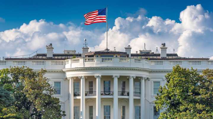 Casa Blanca critica Nobel a Machado