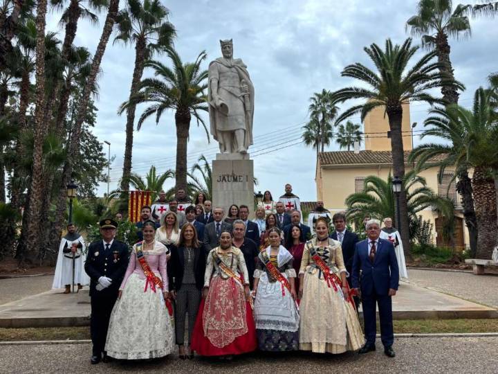 Almassora celebra el 9 d’Octubre amb orgull i tradició malgrat l’amenaça de pluja