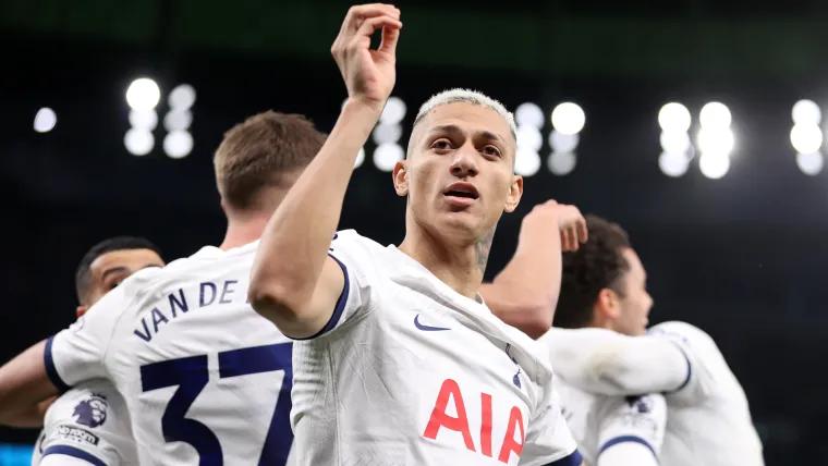 Tottenham open to selling star amid Premier League interest