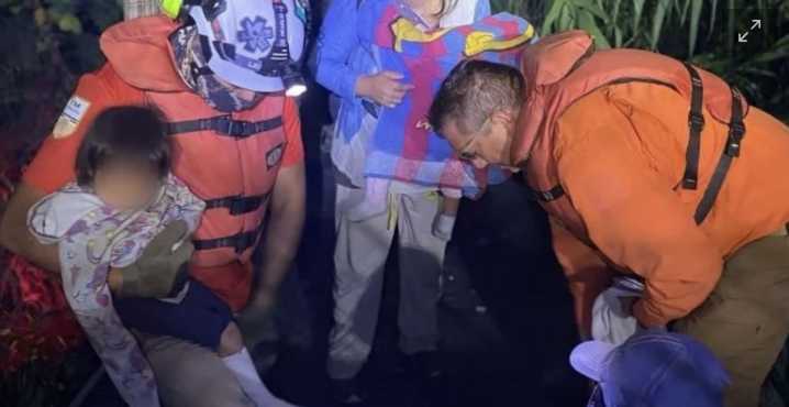 Rescatan a Familia guatemalteca que quedó atrapada en maleza del Río Bravo