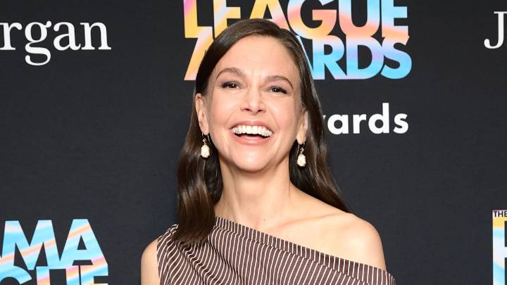 Sutton Foster shares heartwarming red carpet moment with unexpected guest following Hugh Jackman appearance