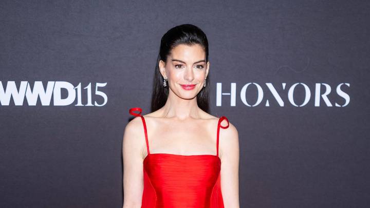 Anne Hathaway Is Wearing (Vintage) Valentino, For Crying Out Loud!