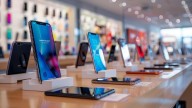 Supermercados liquidan celulares desde $149.999 y con hasta 46% de descuento por el Día de la Madre