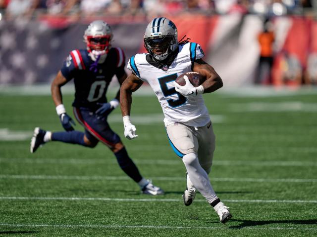Halftime: Carolina Panthers trail Dolphins 17