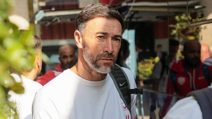 El ex DT de Unión, Kily González, tendría las horas contadas en Platense