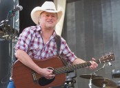 Country Music Singer Cancels Upcoming Concert After Being Hospitalized