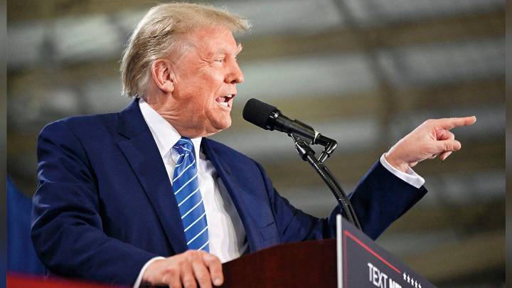 Trump arremete contra Petro tras su inclusión en la lista Clinton: “es un narcotraficante”