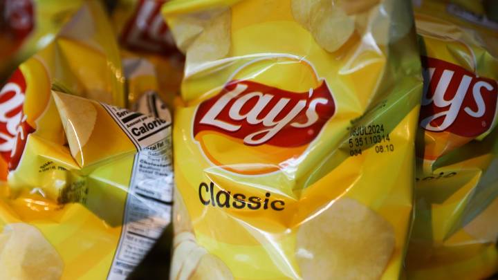 Lay’s announces biggest rebrand in its nearly 100-year history – NBC Chicago