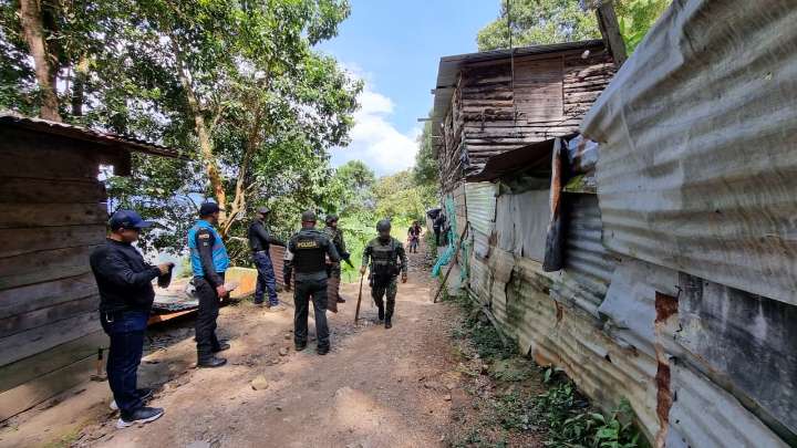 Autoridades hallan 14 túneles de minería ilegal en Buriticá