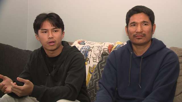 Teenager saves lives after father suffers seizure while driving in Florence