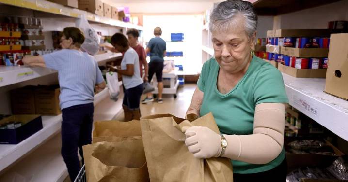 Where to find a food pantry in the St. Louis area