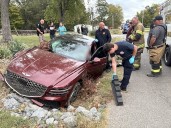 Paducah woman treated following traffic accident