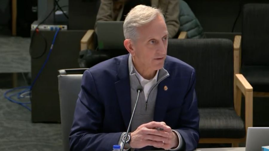 Political stunt: Portland mayor attacks feds while his city crumbles