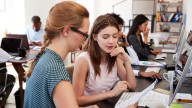 Jóvenes al límite: la salud mental redefine el futuro del trabajo