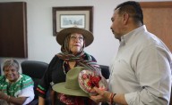 Entregó Cruz apoyo a descendientes de revolucionarios
