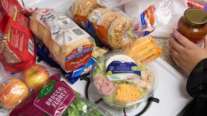 What are SNAP benefits and who is eligible to receive them?