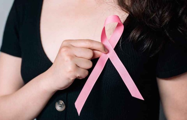 A la cabeza, Chihuahua en cáncer de mama
