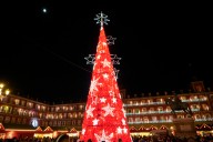 157 kilómetros de luces, 13 «mega abetos» y encendido oficial en noviembre. Madrid calienta motores para la Navidad