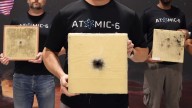 La empresa estadounidense Atomic-6 lanza la primera "armadura" pensada en proteger a los astronautas de los residuos espaciales