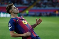PSG scores seven and Barcelona hit six on a goal-filled night in the Champions League