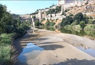 El caudal del Tajo en Toledo bajó en verano por paradas en las turbinas de Safont, según la CHT