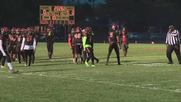 East High and Linden-McKinley face off in rivalry game in last week of regular season