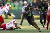 Deadspin | No. 6 Oregon overcomes QB injury, slow start to defeat Wisconsin