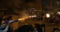 Congreso evalúa penalizar el uso de pirotécnicos y explosivos en protestas