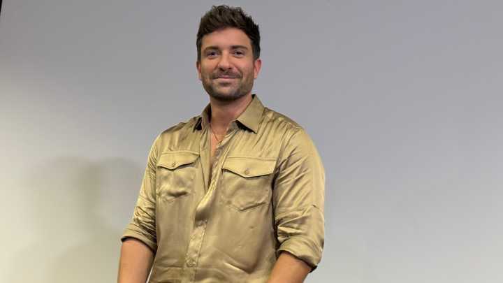 Pablo Alborán presentó “Mis 36”, tema oficial de la telenovela “Papás por Siempre”