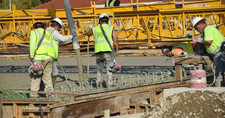 Shaping up: Bridge gets new deck