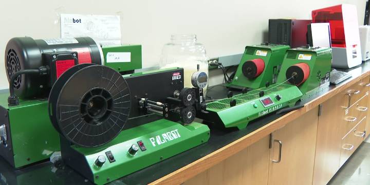 UW–Platteville professors turn spoiled milk into biodegradable plastic for 3D printing