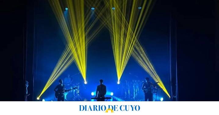 Show de la banda sanjuanina Postcasete: “al mejor estilo de los acústicos de MTV”