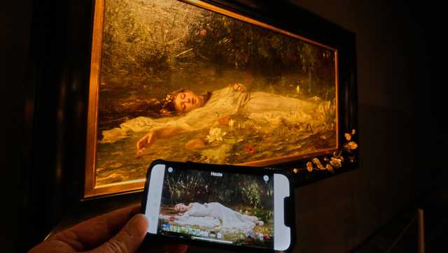 Taylor Swift fans flood German museum to see painting echoing her hit video 'The Fate of Ophelia'