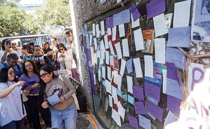 Destituyan a Taibo “o será señalado donde se pare”: mujeres en mitin