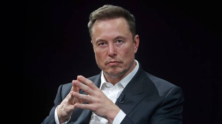 Elon Musk Vows to “Cancel” Netflix Over Transgender Representation