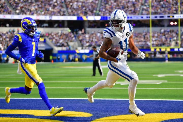 Deadspin | Colts WR Michael Pittman (hamstring) lands on injury report