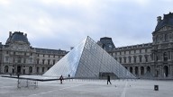 Louvre Remains Closed One Day After Jewel Heist
