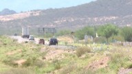 Encuentran Cuerpo de Hombre Sin Vida Envuelto en Cobija en Carretera Hermosillo