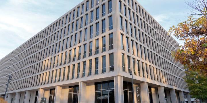 Federal employee union sues over out-of-office messages sent on behalf of furloughed workers
