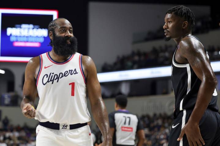 NBA's Clippers open exhibition season in Oceanside vs. Chinese team