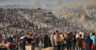 Israel dice que reducirá la ayuda a Gaza debido al lento retorno de los rehenes fallecidos