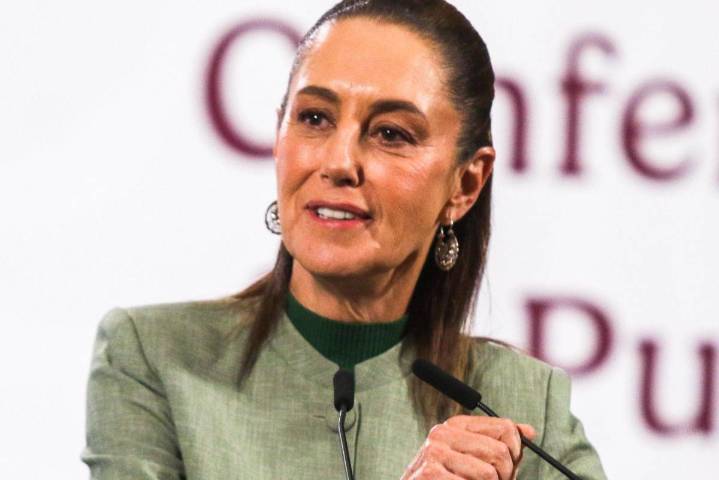 Sheinbaum defiende a Taibo II: ‘Es un gran compañero’, pese a críticas por excluir escritoras