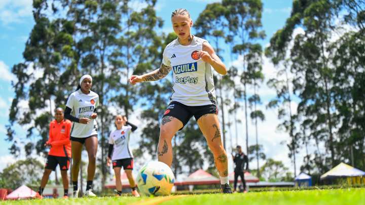 ¡Con sus estrellas! Colombia Femenina revela alineación titular para enfrentar a Ecuador